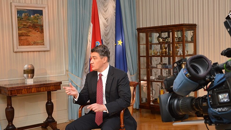 Milanović:Umjesto da strancima platimo 4 milijarde eura kamata,novac možemo uložiti u ceste, Pelješki most i željeznicu